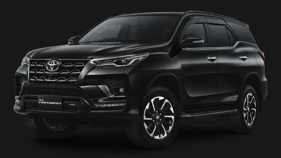 Toyota Fortuner dari katalog PS Trans